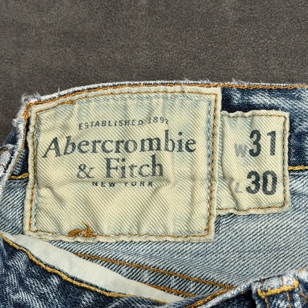 Abercrombie & Fitch Jeans Mens 31x30 Blue Light Wash Distressed Straight Leg Y2K